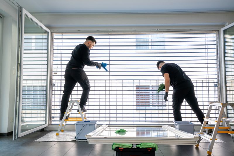 Local Cellular Shades Cleaning pros at work